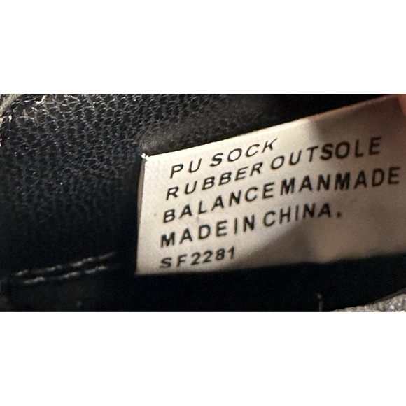 Blondo Sullivan Waterproof Black Leather Booties Womens 7.5M Buckle New $150 - Picture 10 of 11